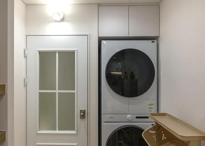 Pochi Family House Sinchon 서울특별시