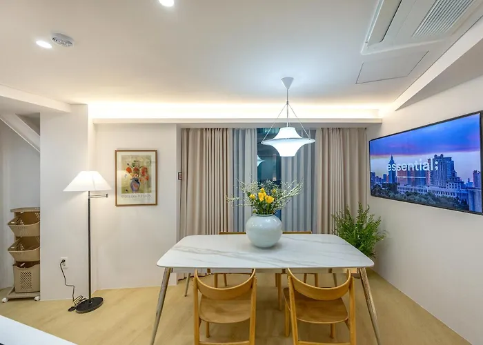 Pochi Family House Sinchon * 서울특별시