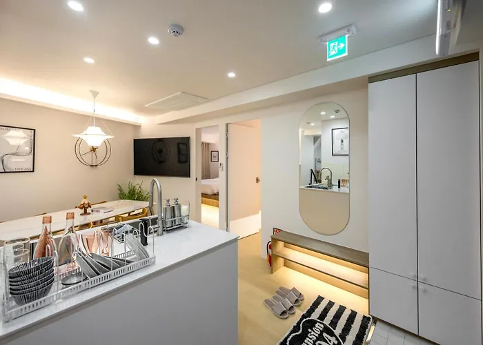 Pochi Family House Sinchon * 서울특별시