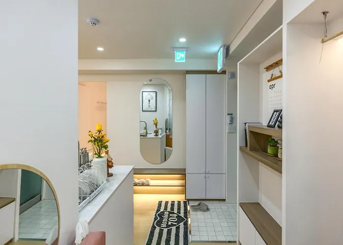 Pochi Family House Sinchon 서울특별시